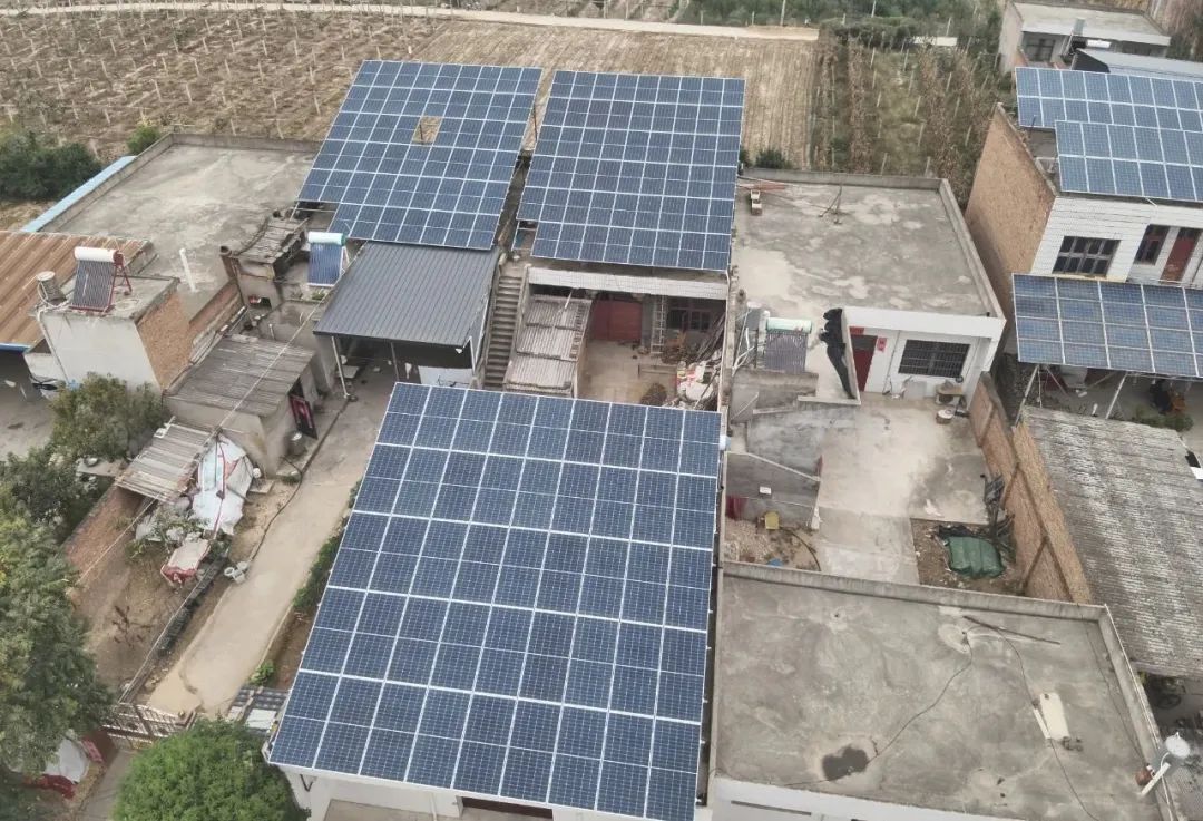 十年同光，情暖重陽 | 金澤光伏深入開展老電站巡檢運維暨敬老活動